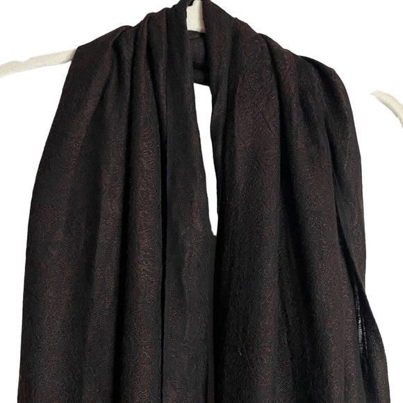 Brown Paisley Pashmina Fringed Scarf - Picture 2 of 8